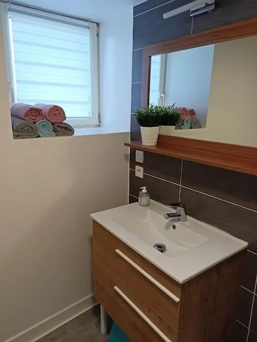 Duplex 4/5 Personnes Sur Cour Apartman Plouër-sur-Rance